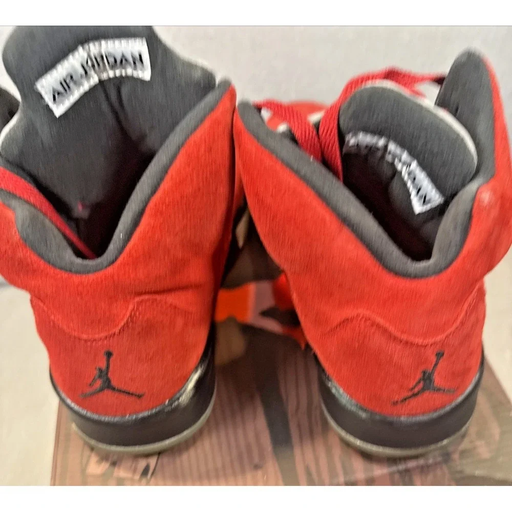 Nike Air Jordan 5 Retro Raging Bull 2021 DD0587-600 Men's Size 9.5. **No Soles**